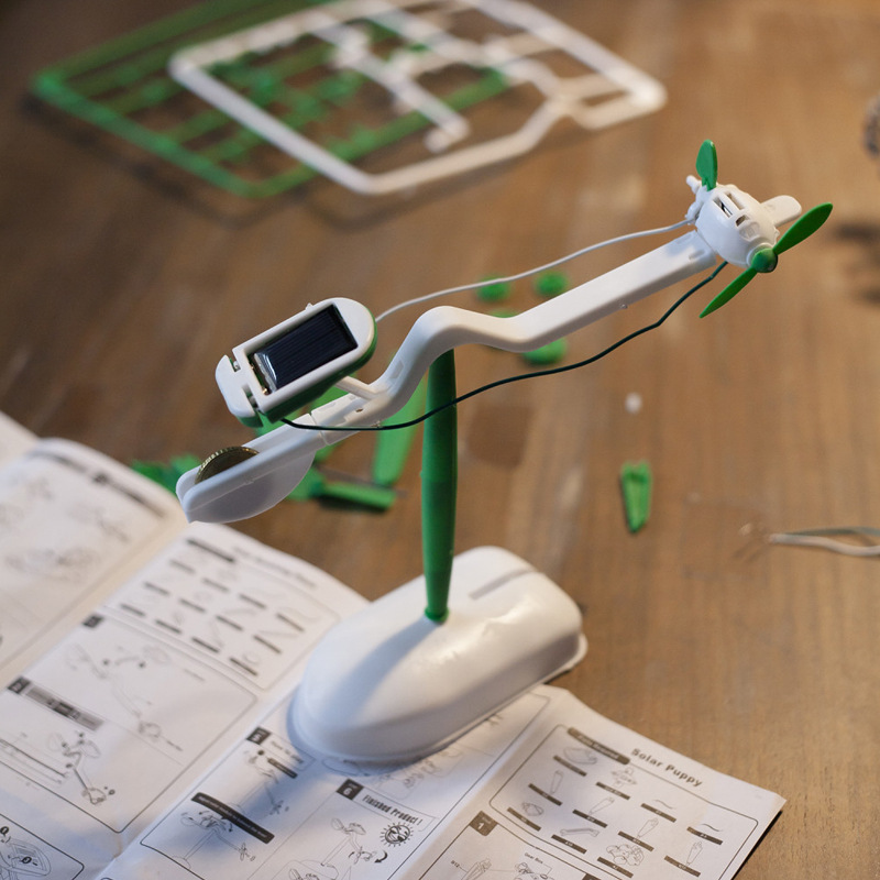 Kit Robot Solaire 6-en-1 : Jou - Electronics Gadgets For Kids avis et prix